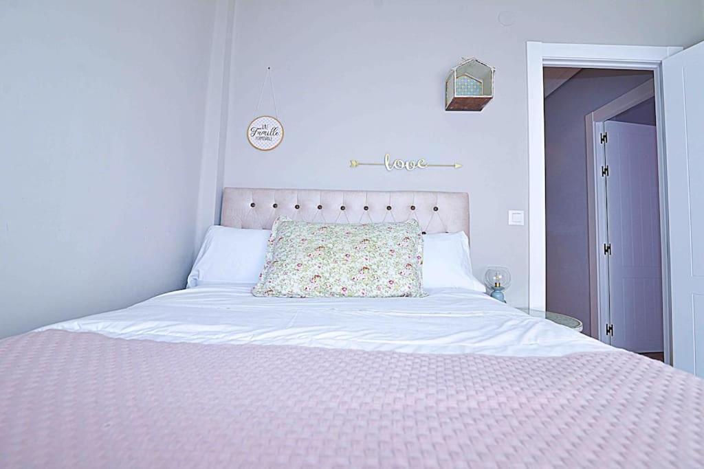 Apartamento Con Encanto "Las Raices" 桑坦德 外观 照片